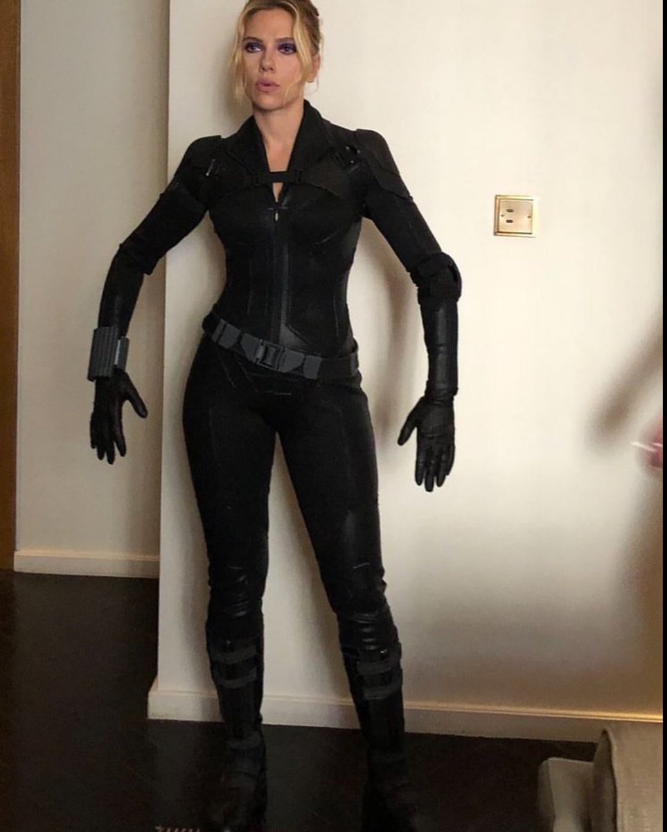 NEW/OLD | Jany Temime shared this picture of Scarlett Johansson's first fitting of the Black Widow costume for the Black Widow movie NEW/OLD | Jany Temime shared this picture of Scarlett Johansson's first fitting of the Black Widow costume for the Black Widow movie