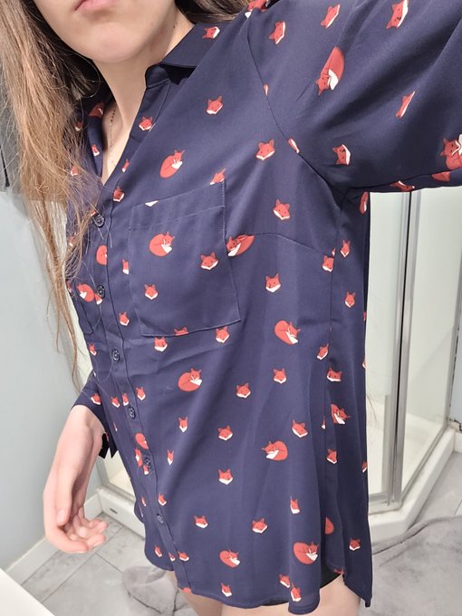 I couldn't take the most flattering photos, but here's what it basically is, my new shirt https://t.