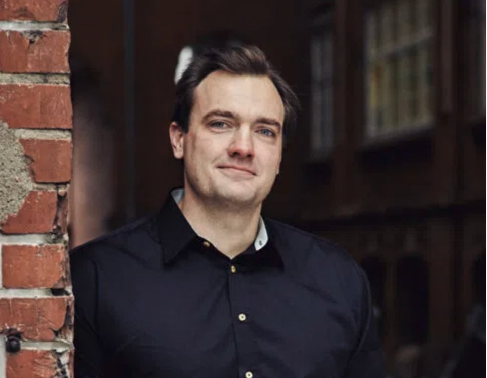sprysys's tweet photo. Our very own e-commerce expert @supergraf spoke with @AaronPeterHurst at @InformationAge on why the fortunes of social commerce lie outside of social media. Read more here: https://t.co/lgQ9j7DHp7  #marketplaces #ecommerce https://t.co/vRriPdDrv1