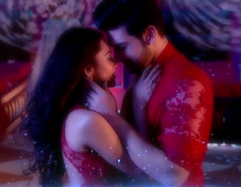 Kaunhotummm's tweet photo. I still feel it's dream 
like seriously Karan Kundrra and Tejasswi Prakash are dating !!
❤️😍 
BELOVED WINNERS TEJRAN https://t.co/zZqHZ1BcZu