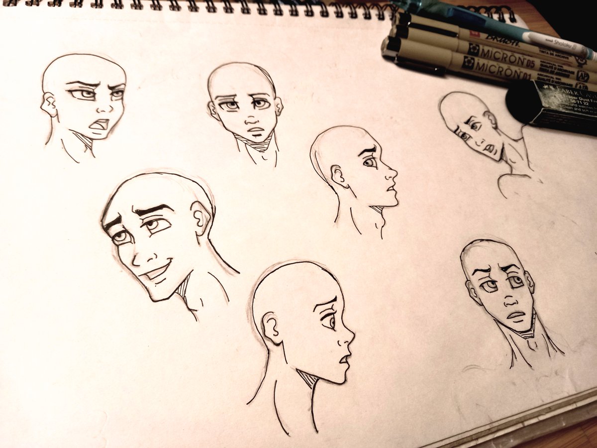 TjMiLk_69's tweet photo. Some face angle practices for a future #disneyartstyle comic #webtoon #tapastic #faceangles #lineart #webcomics https://t.co/c5cUDkX4LN
