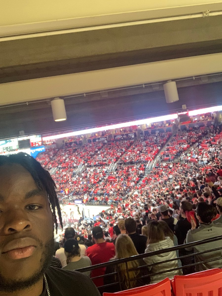 TTUExpendables's tweet photo. Long day of work for the squad but we loved supporting @TexasTechMBB ‼️#Justlikefootball @Coach_Martin34 https://t.co/VQgE0kd3XO