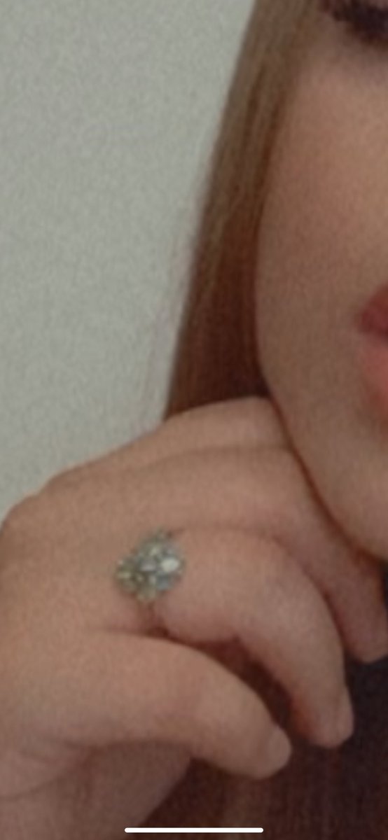 _cheyennexoxoo's tweet image. Not the best pic but all I have. If anyone sees a ring like this in a pawn shop In the Whittier area message me pls.  It was my moms and someone broke into my car on first ave in Whittier and stole it. My mom passed a year ago and this ring means so much to me 🥺