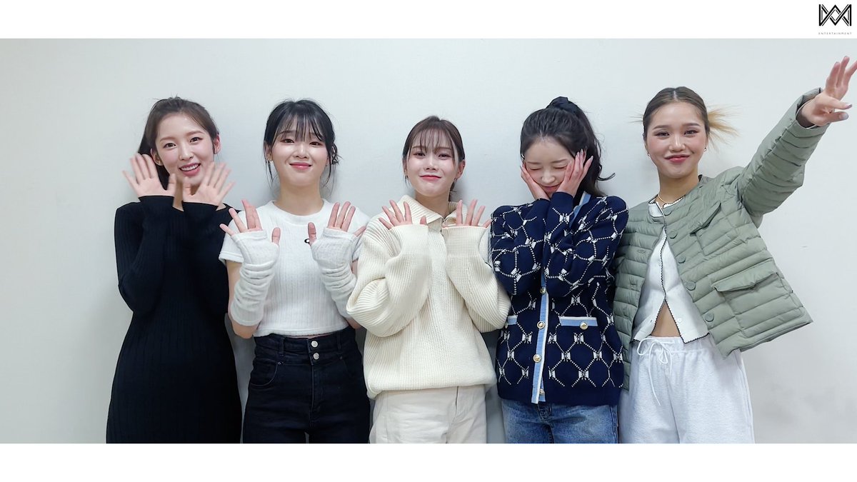 OHMYGIRL_offcl's tweet photo. 2022 오마이걸이 전하는 설 인사

Youtube : https://t.co/BopkOj7iZg
V LIVE : https://t.co/SkVlkL1Tdr

#오마이걸 #OHMYGIRL #OMG https://t.co/a8rtRMt0Xa