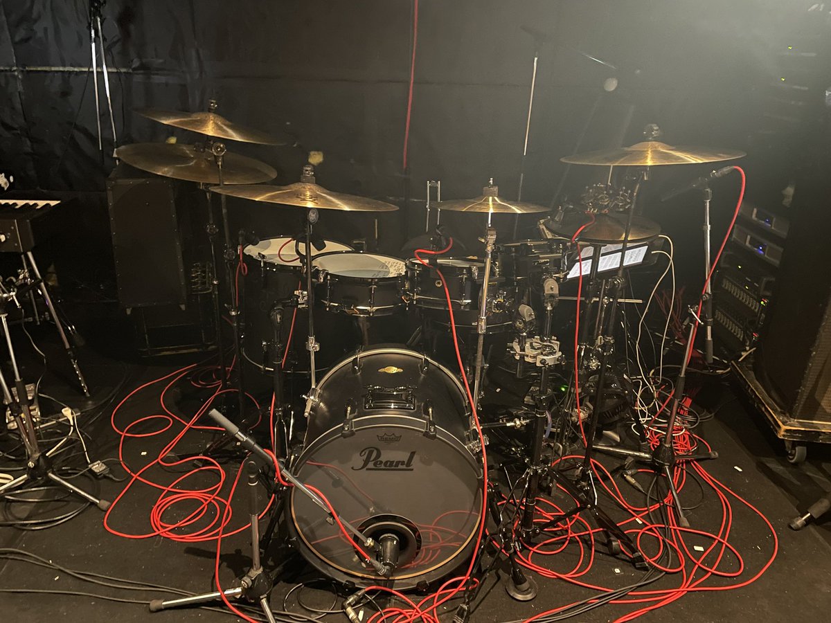 昨日のドラムセット パーカッシブ且つメロディアスな感じで 8x4TT