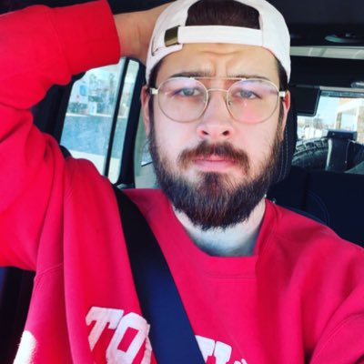 DerekBeall's tweet photo. #NewProfilePic https://t.co/QzH1yEo85u