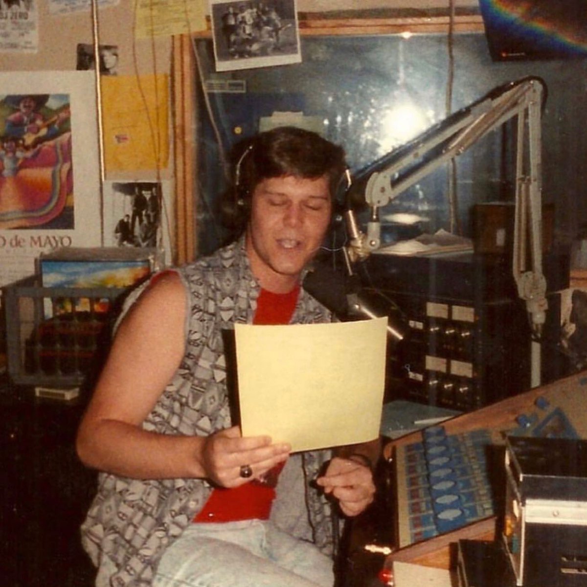 jeffknet's tweet photo. Today marks 34 years in radio. Episode #1 of my first radio show #ThudSlap aired on KNON 90.9 FM Dallas 01.30.88. #industrial, #newwave #ebm, #goth, #ethereal, #darkwave, #newbeat, #acidhouse and #classicAlt 🎧 https://t.co/Y8llCJ3yiR https://t.co/3yegEjyzky
