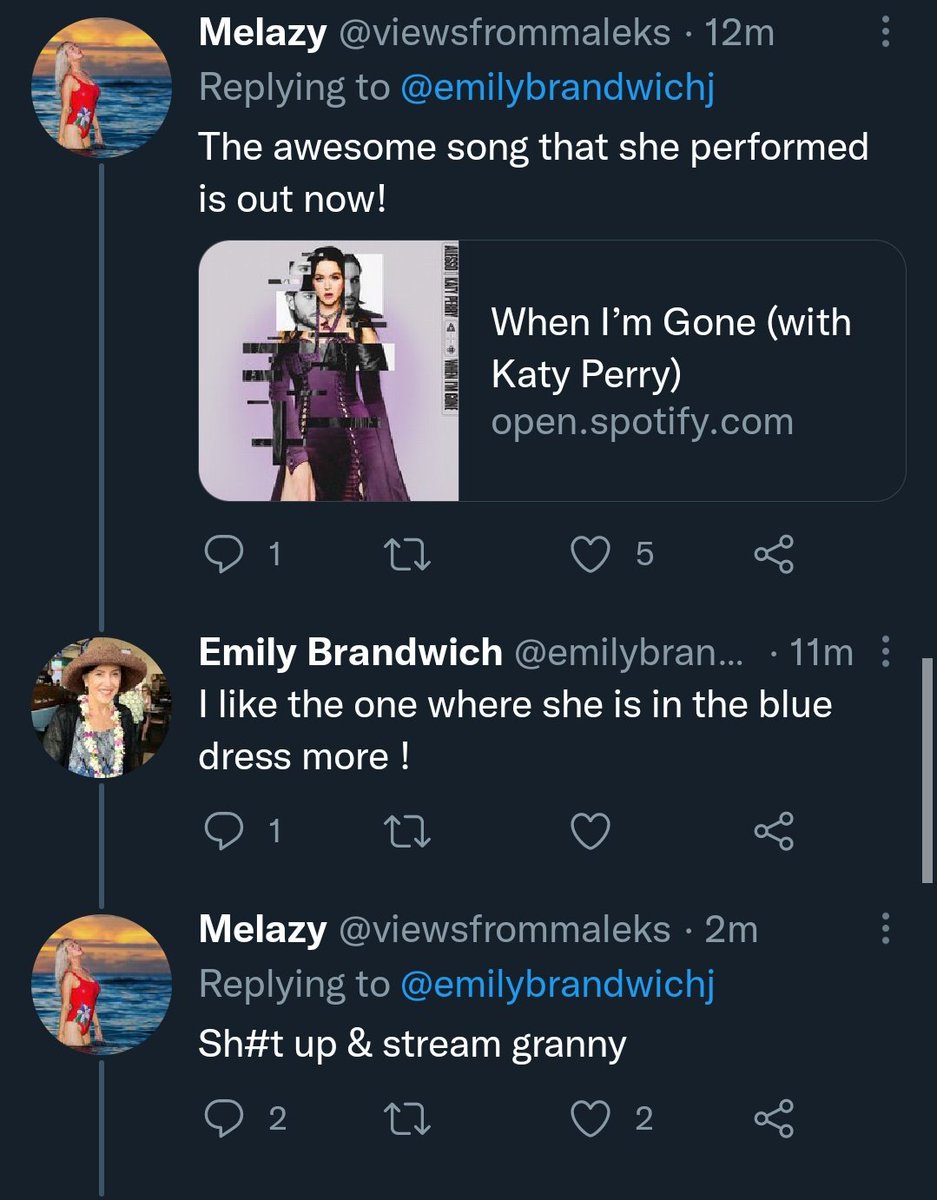 radicaImani's tweet image. BRO 😭😭