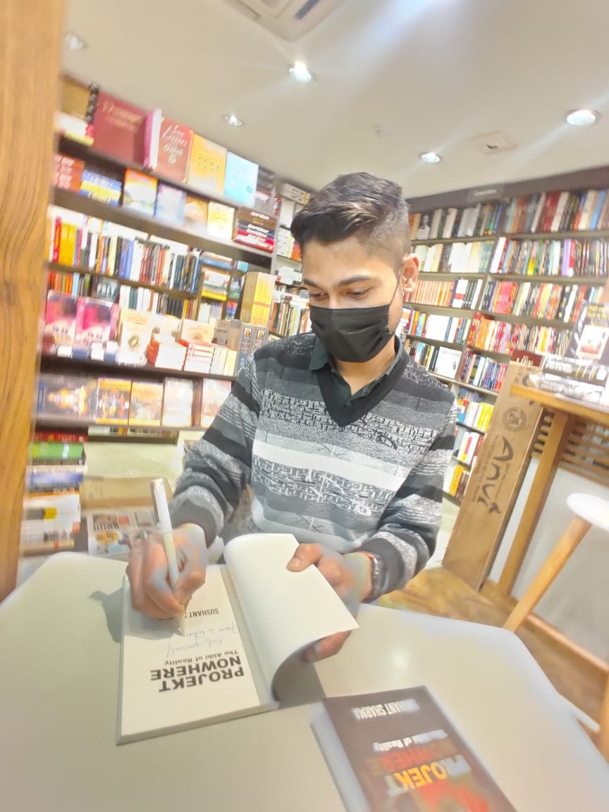 RatiBooks's tweet photo. @doc_sushant, author of "Projekt Nowhere: The Alibi of Reality", was at Capital Book Depot, Sector-17, Chandigarh, for a book signing event. 
Thank you all, who were part of it. 

Read the engaging thriller that plays on your mind. 

Order here: https://t.co/gp9XO4ssKw 

pics👇 https://t.co/OZSsQElyJg