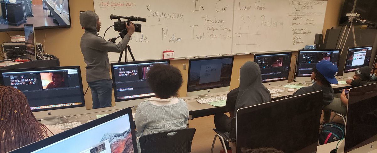 iharpjunior's tweet photo. Dedicated IntroTV student drops in when his classmates are out.  Insists I show him next step in video. I did. So, I made him teach it when school resumed.
#sinceyouknowit
#givethisteacherabreak https://t.co/7MBD6dutpB