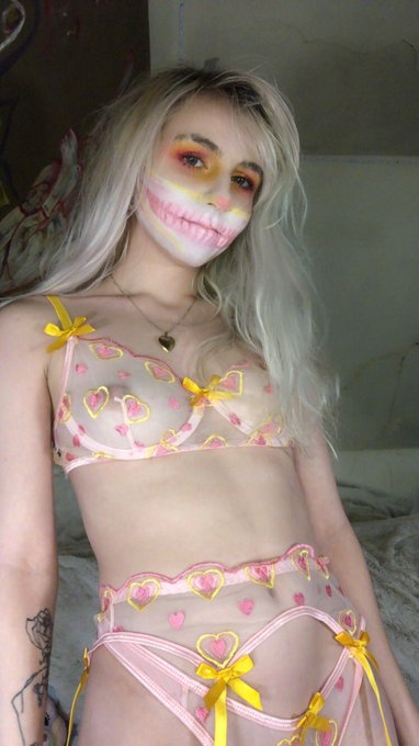 dreamy nightmare https://t.co/AkliA2QXll