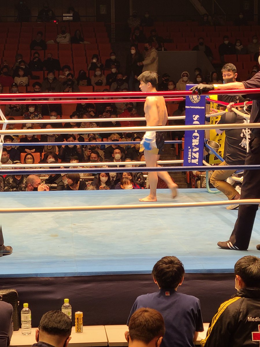 serval87's tweet photo. 佐藤、入場。 https://t.co/wWfsqZPG3a
