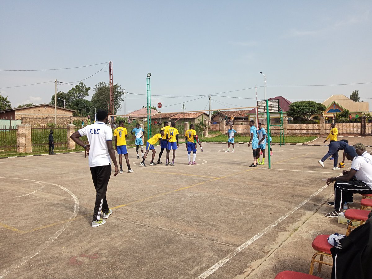 KVC_Capa's tweet photo. The #Boys are in Game 3 of 7th place battle against #IPRCMusanze
#KVCcapa💪💪💪
@Rw_Volleyball @AzamRwanda @ruterafernand https://t.co/jrGzNoTDGH