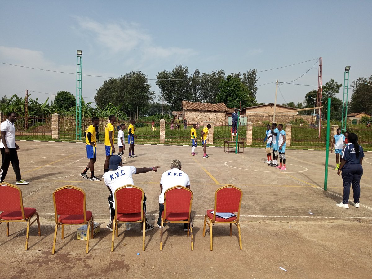 KVC_Capa's tweet photo. The #Boys are in Game 3 of 7th place battle against #IPRCMusanze
#KVCcapa💪💪💪
@Rw_Volleyball @AzamRwanda @ruterafernand https://t.co/jrGzNoTDGH