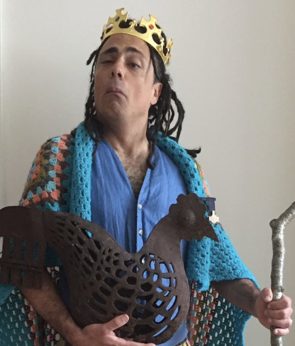 It is with great pleasure that Emperor Steve announces a state visit to Australia 🇦🇺 
The emperor looks forward to meeting Aussie Zooxaloons &amp; being petrified by spiders that might well eat him. If you’re in Sydney /Melbourne &amp; would like an audience  get in touch! #micronations