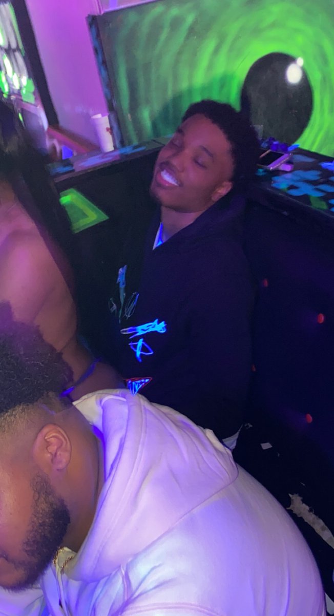 YourRAGEz's tweet photo. Love this nigga 😭 https://t.co/7h3p3FdRoI