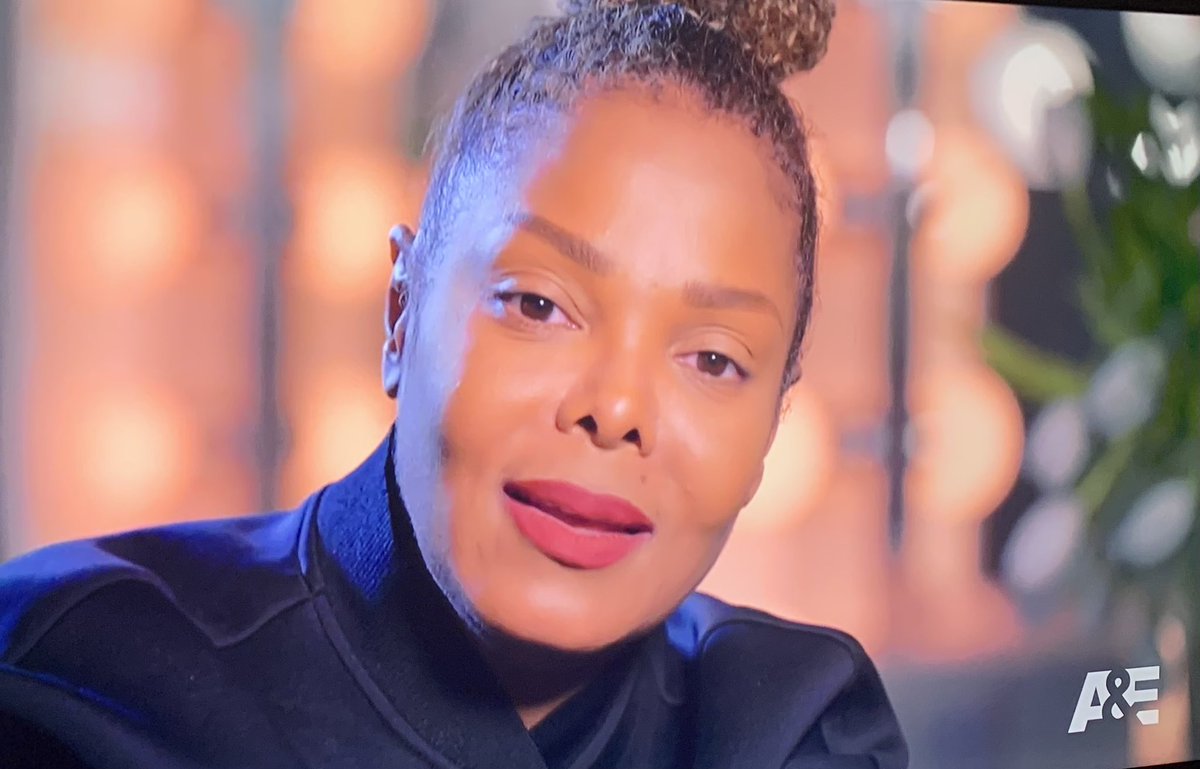 mariamaboney's tweet photo. Immensely moving to see our #BlackGirlMagic Queen in #JanetJacksonDoc. What a blessing, #womanofpower, and passionate mom- @JanetJackson! Thx for sharing your @lifetimetv story and being the best example to #masteryourmessage as @Lin_Manuel shared in finale of @Hamilton.🌷🧡👏🏾 https://t.co/1o8UFlNqoC