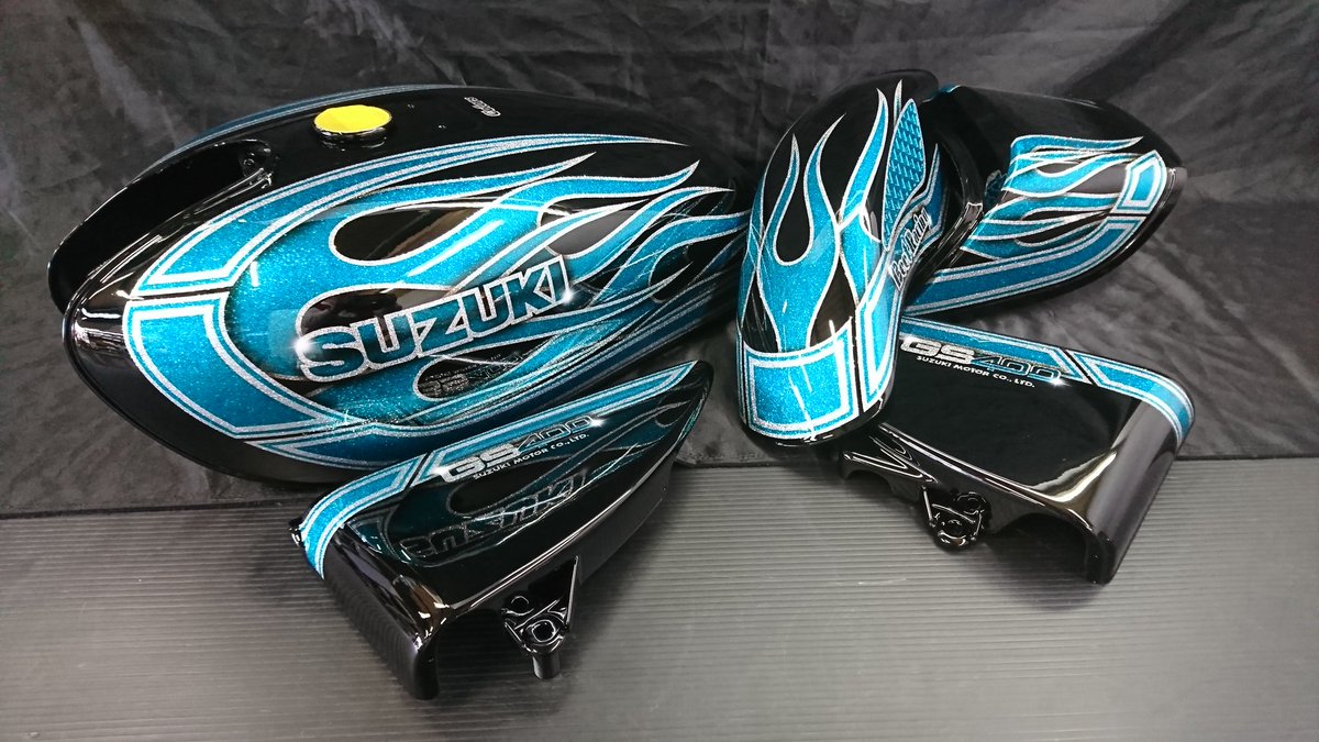 COLORS0506's tweet photo. ＧＳカスタムペイント🙆
E2にフレアー👍
懐かしい組み合わせ🙆
#カスタムペイント
#トータルペイント
#カラーズ
#KTS
#em
#ラメラメ
#ターコイズ
#フレアー
#デザイン等
#ご相談ください https://t.co/RDbapAu7Ep