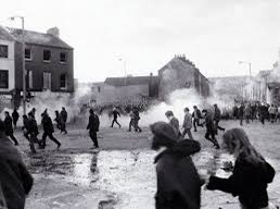 HackneyAbbott's tweet photo. 50 years ago today “Bloody Sunday”happened. British soldiers shot 31 unarmed civilians during a peaceful civil rights protest in Londonderry. They killed 6 men and 7 teenage boys. And not a single soldier has ever been successfully prosecuted. LEST WE FORGET https://t.co/xIKggLTS24