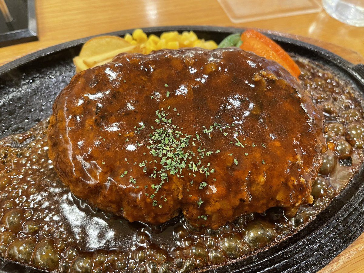my112425's tweet photo. 福岡&amp;福島の福福出張終了‼︎

それっぽい写真が全く無いので最近食べた物リストでも載せときます😀 https://t.co/II7u9kA1LW