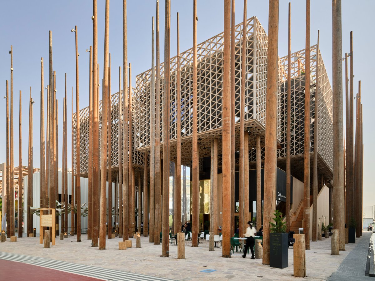 AstraZenecaGulf's tweet photo. We are delighted to be back at @expo2020dubai today and tomorrow for our Healthcare System Resilience Summit at @expo2020se hosted by @Nadine_bn
Expert-led sessions today will explore how we can optimize and build more resilient patient pathways. #collab4healthierworld #Expo2020 https://t.co/dXYGorhDGt