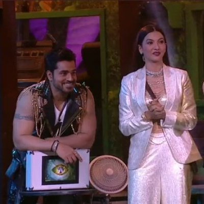 Shruti_Edits's tweet photo. — Them representing two types of #PratikFam 😂😭

#PratikSehajpal https://t.co/nOrmf93eB2