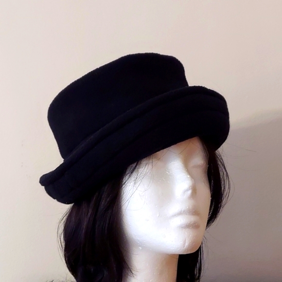 bscharm30's tweet photo. So good I had to share! Check out all the items I'm loving on @Poshmarkapp #poshmark #fashion #style #shopmycloset #none #maldenmills: https://t.co/w8OSRiYWTn https://t.co/3rh7NJZj8n