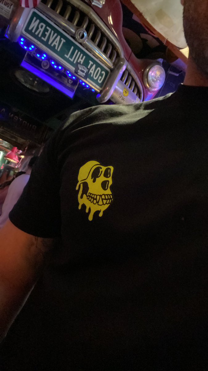 trapphone_'s tweet photo. At a bar and not one person noticed my shirt. We still early! @BoredApeYC https://t.co/YAEZU9kEtz