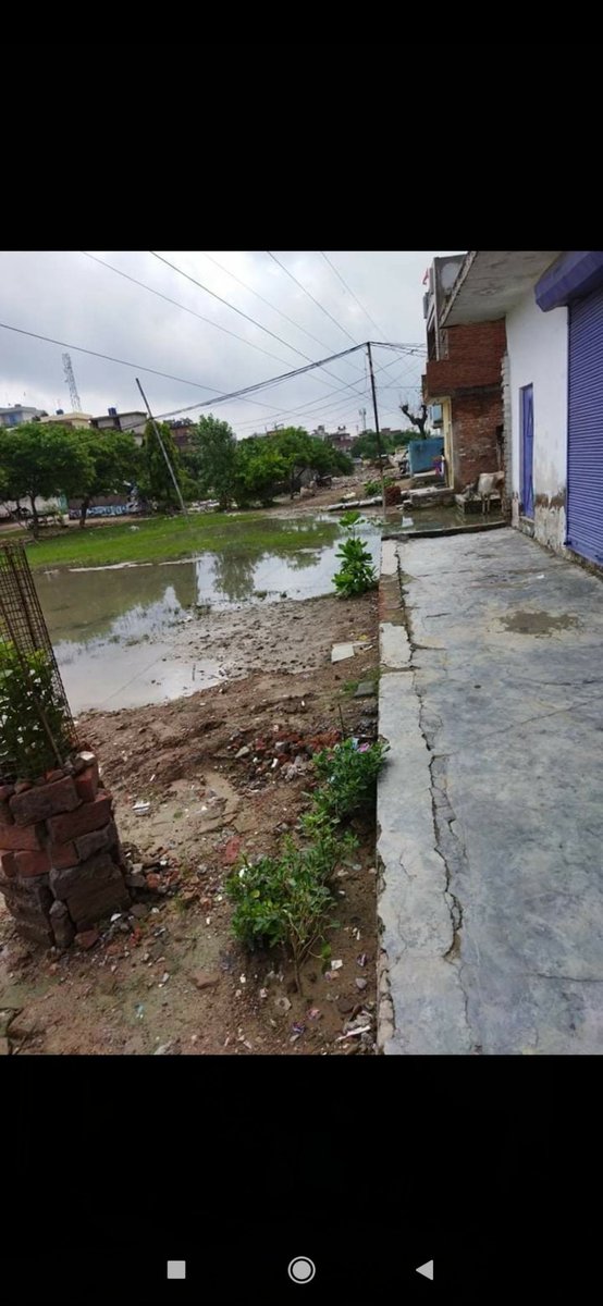 ankitsoni705451's tweet photo. Hanumant vihar naubasta kanpur nagar vard 21,near DNS inter college, कृपया रोड बनवाने की कृपा करें https://t.co/wmf3W8JAmf
