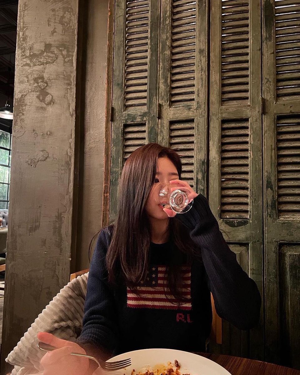 205mingstagram's tweet photo. 220130 minn.__.ju ig update

😋

📎 https://t.co/qrP0MU9HQa

#김민주 #민주 #ミンジュ #KimMinJu @minju_official_ https://t.co/IBBfs0qn54