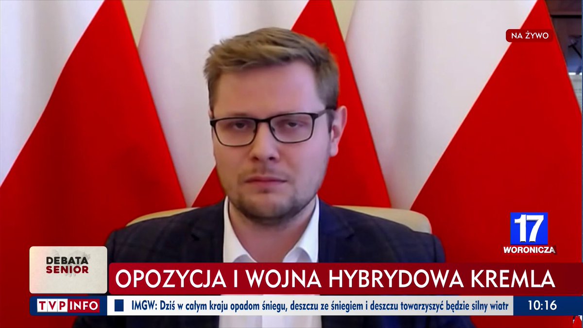 TVPaski's tweet photo. OPozYcjA I wOJNA hyBryDOWA KrEmLA #WiESzWIecej #tvpAsKI https://t.co/BZRYChpV2Z