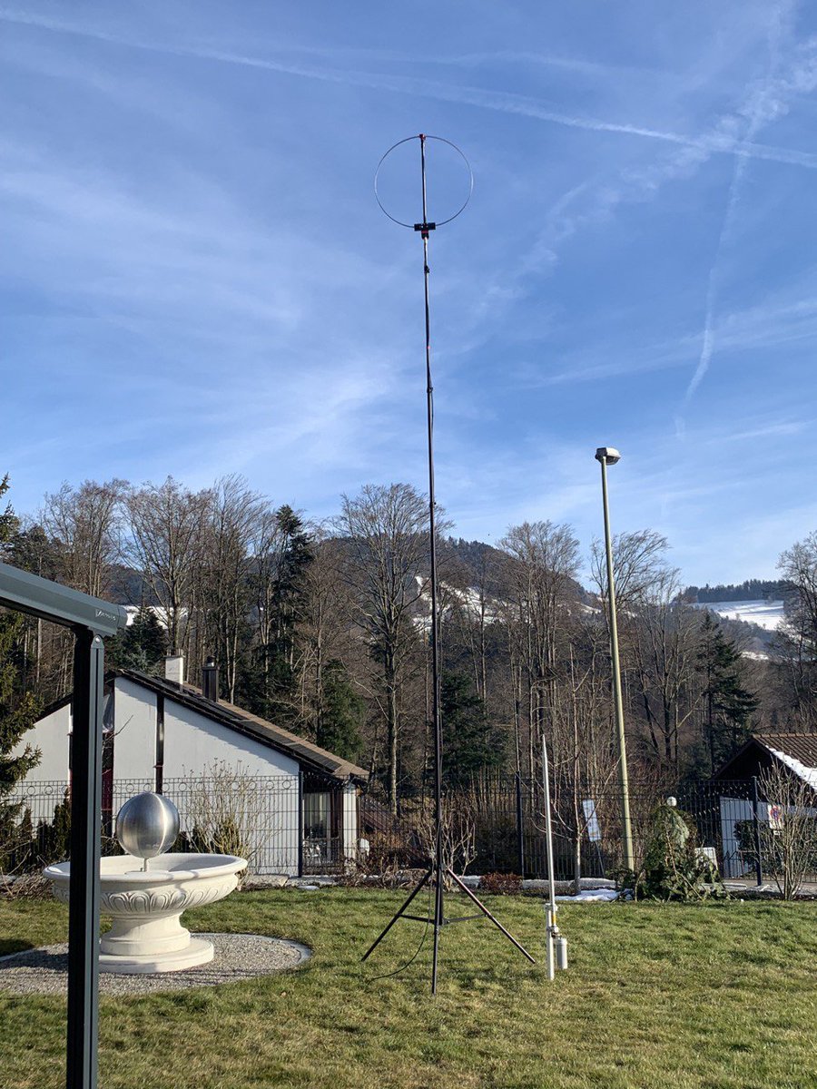 HB9VQQ's tweet photo. Testing Antenna Receive performance #EFHW vs #Wellgood active Loop https://t.co/7oyiiK3vLU #WSPR #hamr #hamradio #miniwhip #BB7V #X1HF #YouLoop https://t.co/kEc9Dw87Y8