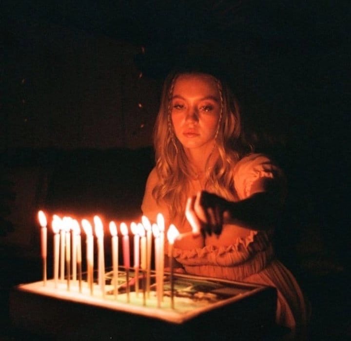 euphoria pics tweet media