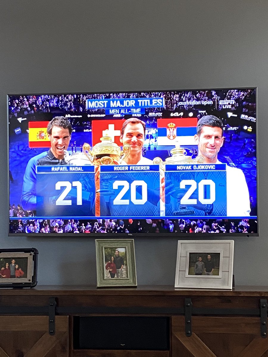 zoeller13's tweet photo. Tennis players don’t get enough credit for the stud athletes they are 👏🏼 #Nadal 🐐 https://t.co/od63dEh1Nc