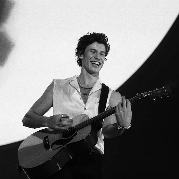 _shawnmendespy's tweet photo. 1 rt = 1 voto

I vote for #HappierThanEver by #ShawnMendes for #BestCoverSong #IHeartAwards https://t.co/sCQmJsp8H4