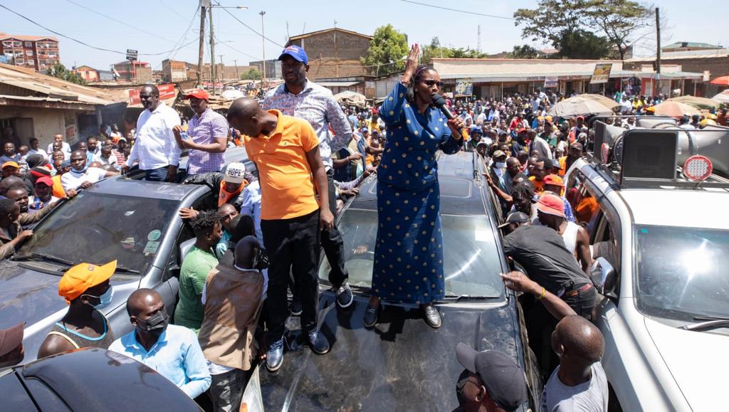 JalamoSteve's tweet photo. "Raila is not a State project, stop hypocrisy," Prof Ole Kiyiapi tells DP Ruto
"Who/What is a STATE project? When President Obama supported Clinton, did she become a state project? If President Uhuru chose to support his DP, would WSR be a state project?
#RedMeetsBlue https://t.co/0Zfj6hFKSZ