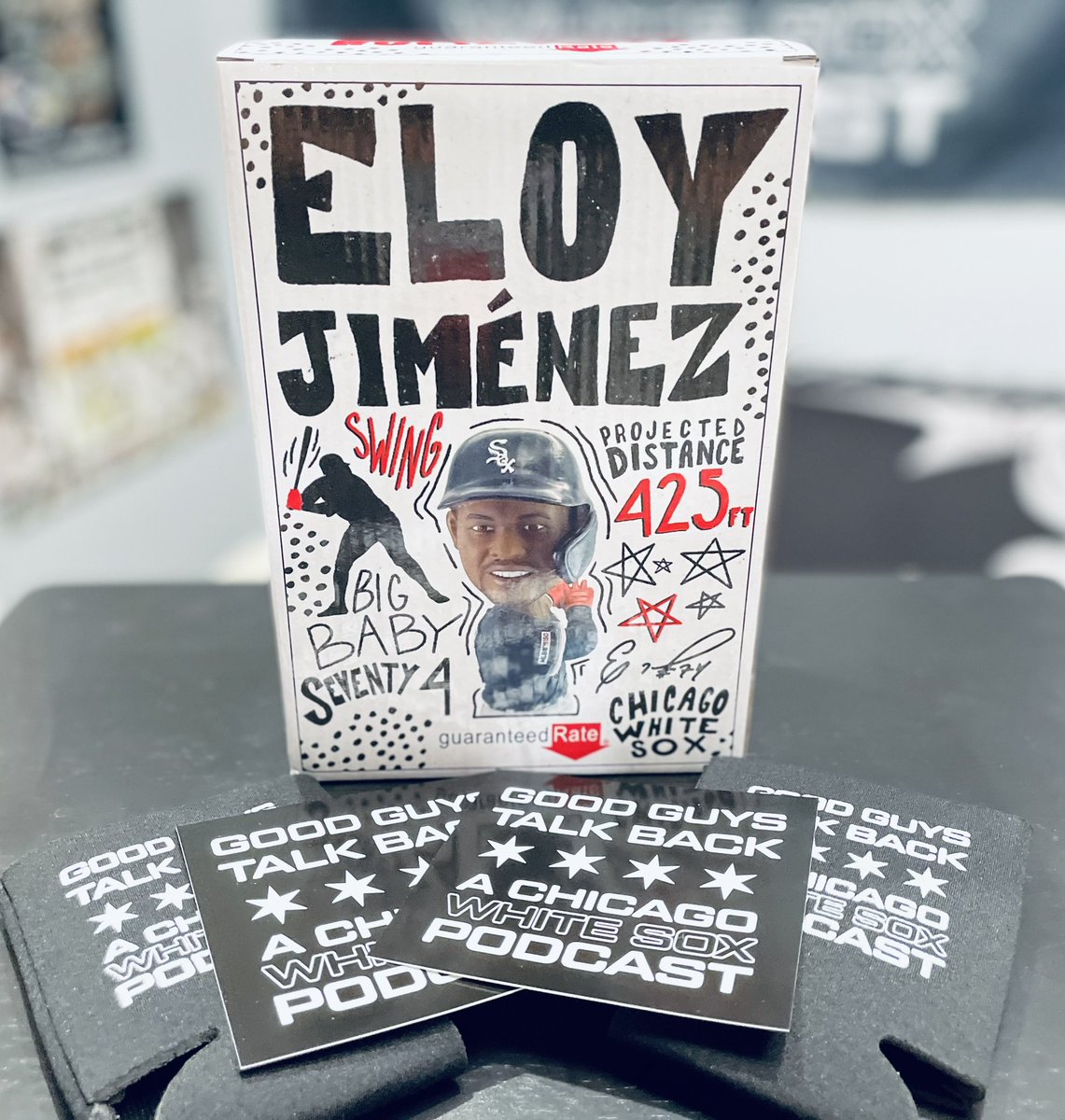 GoodGuysTB's tweet image. Hey Sox fans. We have an exciting week coming up on the podcast &amp;amp; want to run another giveaway to celebrate. Eloy Jimenez bobblehead, GGTB koozies &amp;amp; stickers. We’ll draw a winner Mon. morning. 

Follow &amp;amp; RT to enter. Go Sox. #WhiteSox