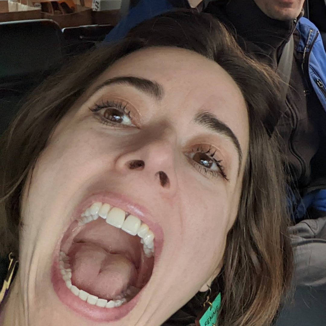 DocQueer's tweet image. QueerDoc&apos;s Dr. Crystal Beal #creatingathome with @Converse 

Tax deductible donations at ow.ly/Q74F50HkcAx

#CreateAtHome #Converse #Chucks #LGBTQhealth #LGBTHealth #transhealth #donatenow