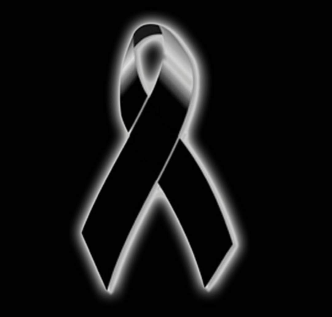 Lamentamos comunicar que en el dia de hoy falleció Hebert "el negro" Medina, Stockolmense de pura sangre.
A sus familiares y amigos, nuestro pésame.
Q.E.P.D.