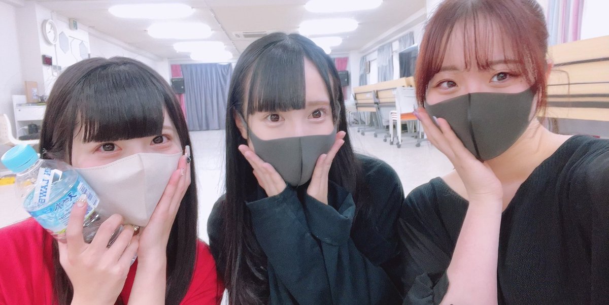 plus_az's tweet photo. 昨日お披露目されました
CHERRY CHERRY🍒さんの
「らぶ→ねくすと…？」の振り付けをさせて頂きました！
もどかしい恋心を現した可愛らしい振りとなっております💓
是非ご覧ください！
お写真はレッスンの時のもの✨

#CHERRYCHERRY
#らぶねくすと
#ニコニコLOVERS
#AzPlus
#アズプラス
#振付 https://t.co/iqjK8QDpbl