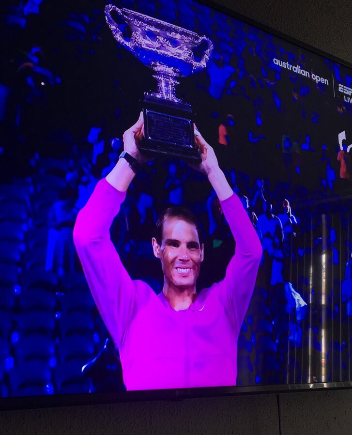 MoneyGameSports's tweet photo. #Congratulations 🎉 @RafaelNadal 💪🏽 #Winning #Year2022 @AustralianOpen 🎾
#awalceo #MoneyGameSports
#RafaNadal #AustralianOpen https://t.co/WbrTyEXSS3