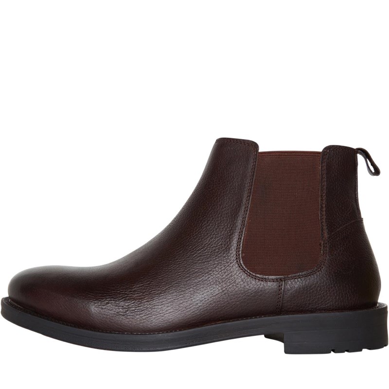 ZwRunner's tweet photo. @redmarketsunday For all your Men's genuine leather &amp; original footwear visit, Shop 8, 1st  floor,NYAHOKWE MALL,Corner 1st &amp; George Silundika,contact https://t.co/WCJxqY5S7C to view stock,https://t.co/OiVFekZt79 for special orders. @iMisred @redmarketsunday #redmarketsunday https://t.co/mJBtuRC4FM