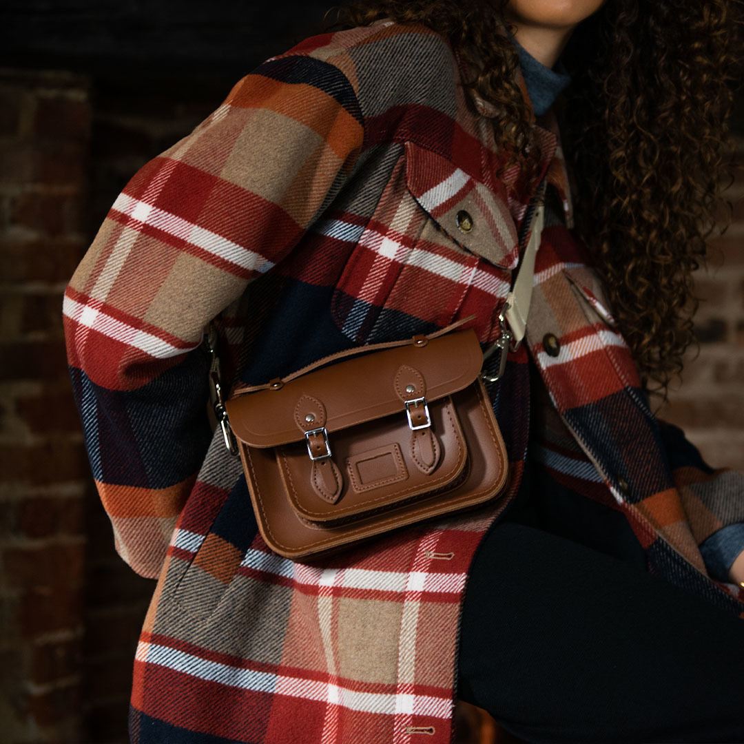 cambridge satchel logo