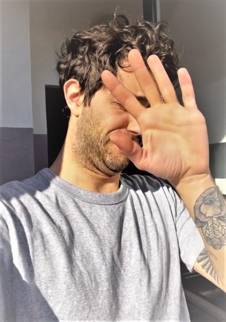 Alice545352's tweet photo. Buona domenica a tutti 💖💖
Con i miei occhi che sono ancora chiusi come quelli di Tommy.  #tzvip https://t.co/qVFmL1FAk6