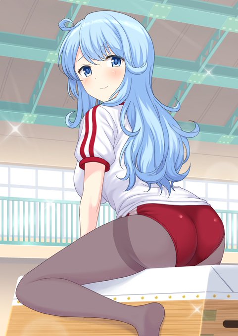 鳴海先生に体操服を着てもらった絵を描いてみました。 