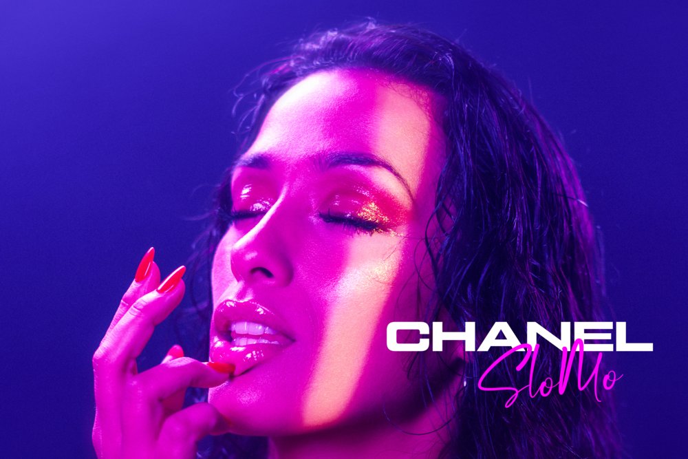 vinilo_negro's tweet photo. INFO CHART: Nuestra representante en Eurovisión @ChanelTerrero rompe el techo del top 100 en @SpotifySpain #77 con 84.998 streams para SloMo, además es #31 en Apple Music España, #138 en Amazon Music España y #5 en YouTube España #BenidormFest https://t.co/ive6HipJPw