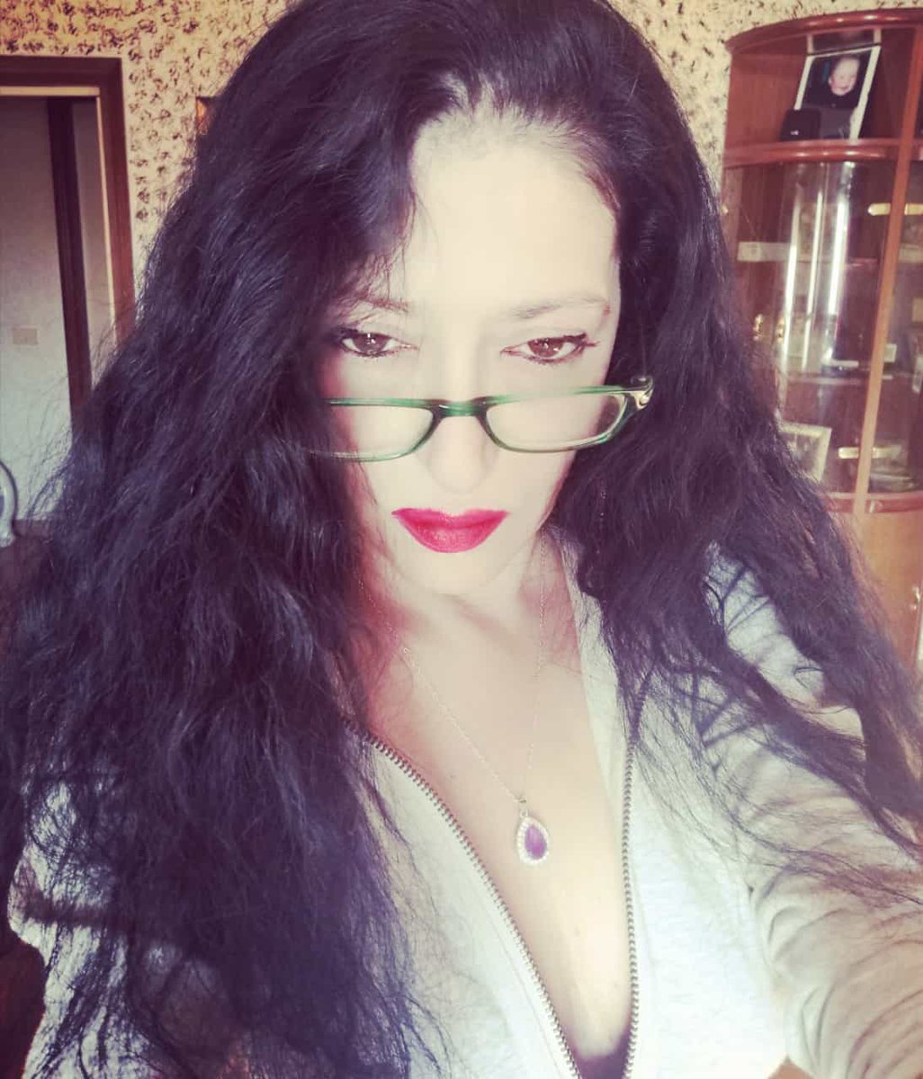 Maria70221974's tweet photo. https://t.co/yZXjcGosg8
#30gennaio e il mio pensiero vola da te ❤️
🎶🍻🎸🖤🌹💋💋💋 https://t.co/ScHGJlNlvP