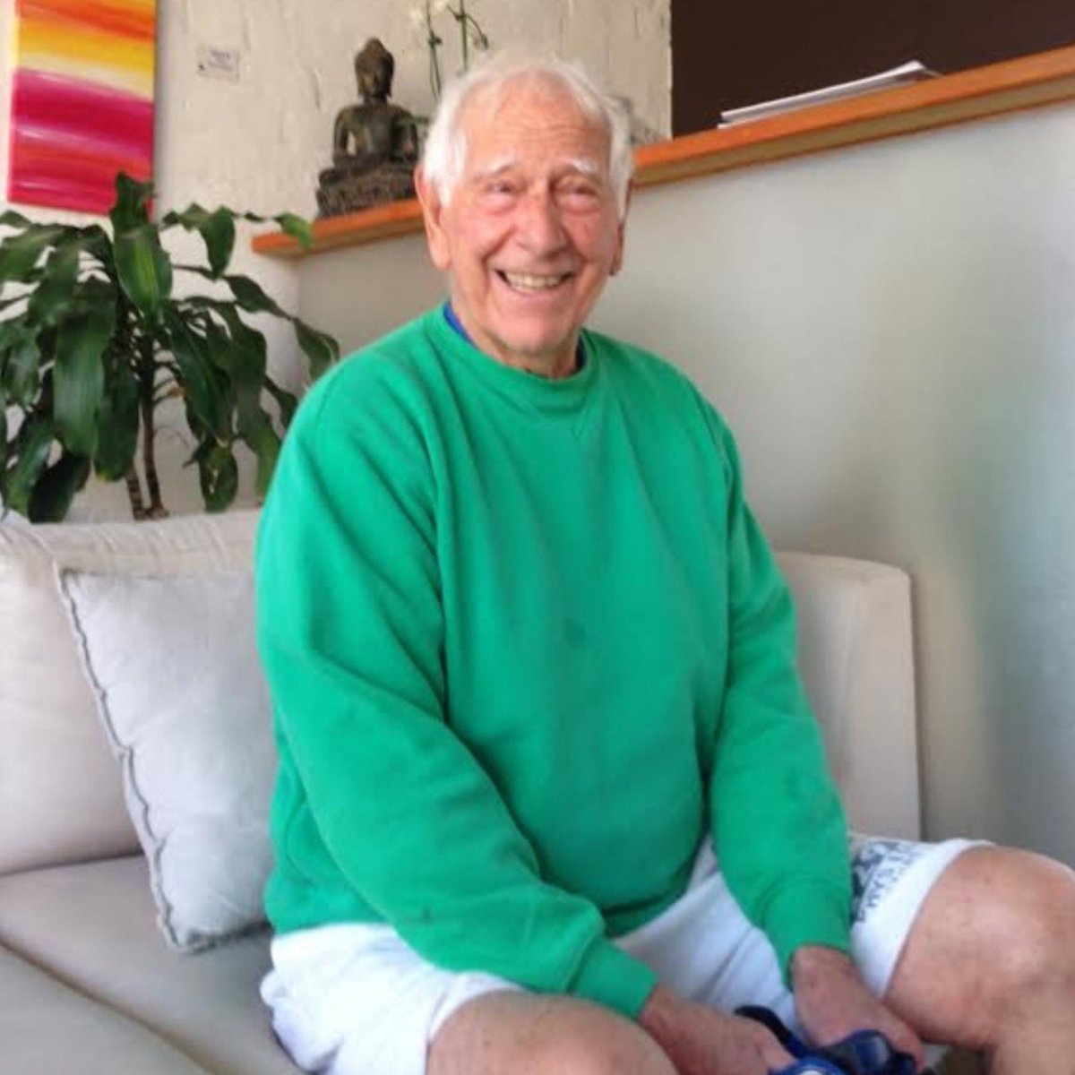 YogaToGoStudio's tweet image. We ❤️ our dedicated Seniors Yoga community, where students enjoy the social aspect as much as the physical &amp;amp; mental benefits... 

We have a range of seniors yoga classes available in studio &amp;amp; online - check out the timetable &amp;amp; join us: lnkd.in/e5rDJty

#seniorsyoga