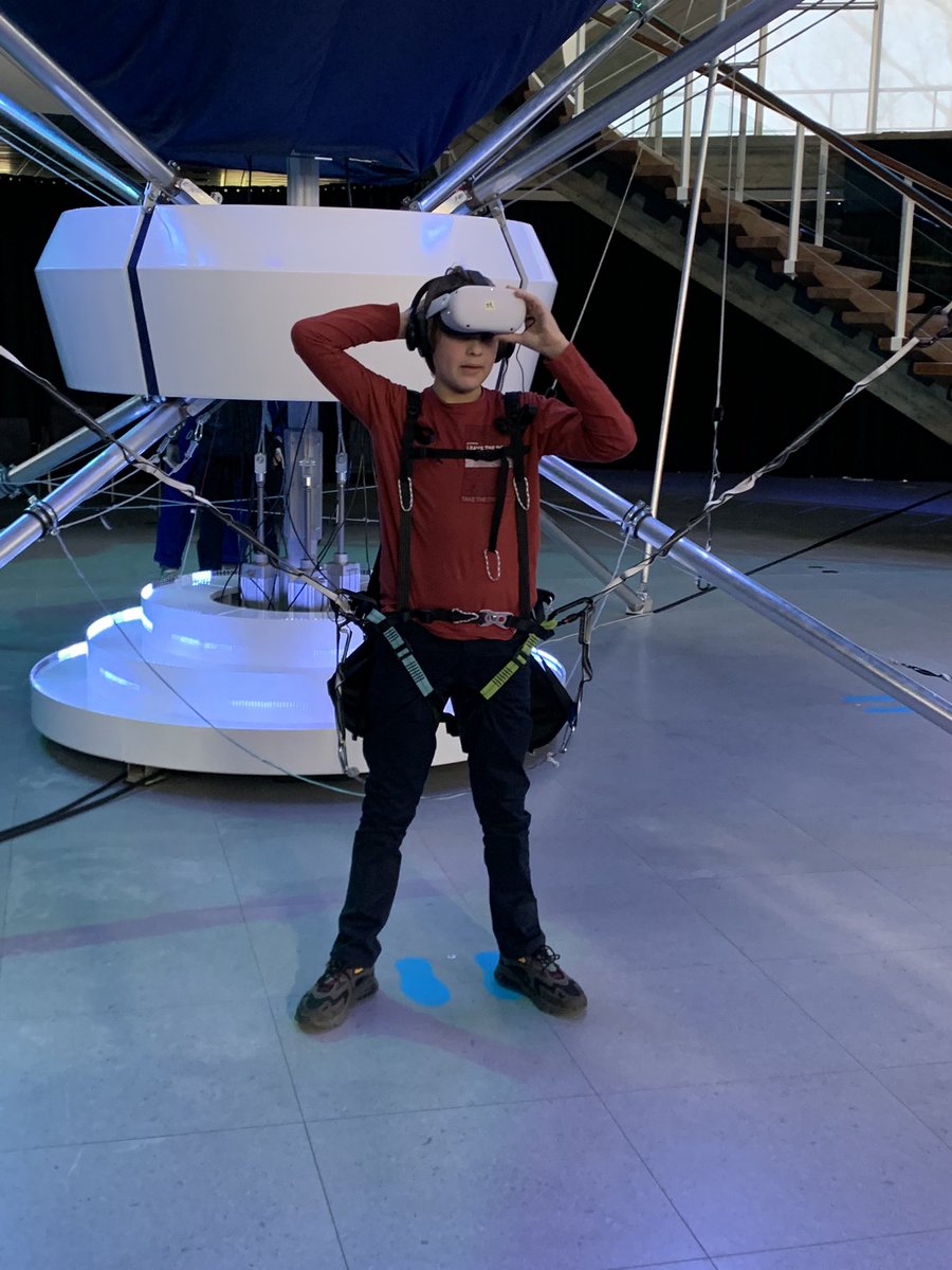 IreneArts's tweet photo. #tijdreizen @Evoluon @nextnature #aanrader https://t.co/nijFqPbHQe