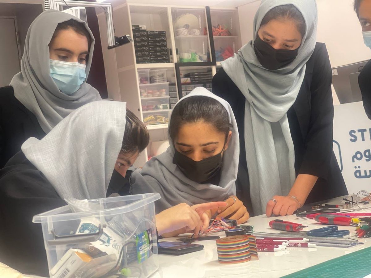 ArianaNews_'s tweet photo. د افغان نجونو روباټیک ډلې په نړیوالو سیالیو کې دوه یم ځای خپل کړ
https://t.co/F8RU9shp7w
د افغانستان د نجونو روباټیک ډلې د بدلون د نړیوالو سیالیو په ۸۸ هېوادونو کې دوه یم ځای خپل کړ.
#ArianaNews #Afghangirlsroboticsteam #PCBeTheChange https://t.co/HPVxyzSf5I